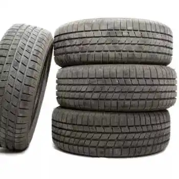 Pneus d'occasion, pneus d'occasion, pneus de voiture d'occasion parfaits en vrac à vendre/pneus d'occasion bon marché en vrac pneus de voiture bon marché en gros