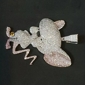 Pendentifs de dessin animé en argent sterling 925 bijoux fins entièrement glacés avec des diamants de laboratoire taillés Charme Hip Hop élégant pour les fêtes - Product Image 3