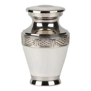 Urne souvenir de poche personnalisée pour le stockage de l'enterrement Mini urne funéraire gravée de haute qualité - Product Image 1