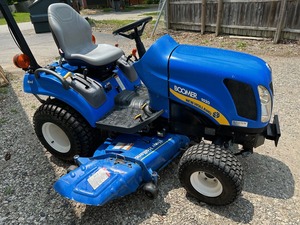 Tracteur agricole compact 4x4 25 CV |   Tracteur multifonctionnel Workmaster 25S Boomer 1020 4x4 pour pelouse, bleu - Product Image 3