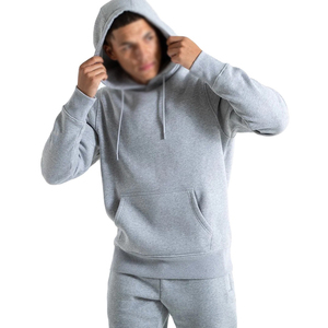 Trajes cómodos de alta calidad hechos en Pakistán, chándal de invierno sólido respetuoso con el medio ambiente, ropa de entrenamiento de gimnasio personalizada de la mejor oferta - Product Image 1