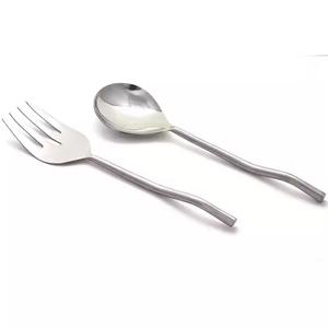 Serveur de salade à poignée torsadée en zigzag Serveurs de nourriture isolés thermiquement en plastique bambou décoratif en métal - Product Image 1