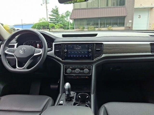 2022 At las SE SUV 4Motion Turbo Conduite à gauche Faible kilométrage Abordable - Product Image 5