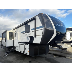 Autocaravana Keystone Alpine Avalanche 390DS de 5ª Generación, Usada en Buen Estado, con Doble Suite, Remolque Todoterreno - Product Image 5