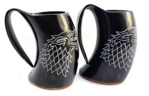 Tasse en corne naturelle inspirée des Vikings Design médiéval de luxe avec une prise en main parfaite pour la bière en vente - Product Image 2