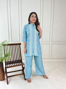 ชุดเสื้อผ้าสองชิ้นทันสมัยสำหรับผู้หญิงชุดปาร์ตี้และนอกสถานที่ทันสมัย - Product Image 4