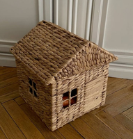 Panier en rotin en forme de petite maison mignon en gros, décorations de chambre d'enfant, rangement pour jouets d'enfants, tissage en jacinthe d'eau, organisateur de linge