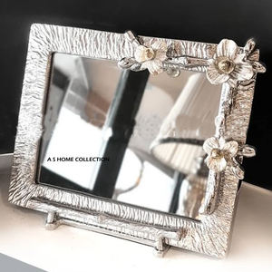 Cadre photo floral de dernière génération, décoration d'intérieur, cadre photo en acier inoxydable de qualité supérieure, cadre photo en laiton fantaisie - Product Image 3