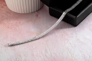 14K oro blanco Chevron Baguette corte tenis pulsera exquisita joyería elegante para ocasiones especiales Moissanite pulseras brazaletes - Product Image 2