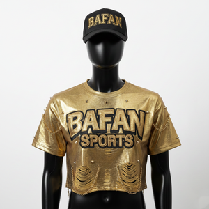 Top corto metálico prémium para mujer, de poliéster y spandex, suave y elástico, color dorado, diseño de logotipo con transferencia térmica, camiseta corta de algodón para mujer - Product Image 3