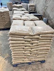 Granulés de bois de pin, hêtre, sapin et chêne de qualité européenne, forme de mèche, combustible de cuisson, 99 % d'humidité - Product Image 6