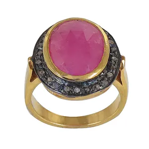 Anillo de Rubí con Baño de Oro y Diamantes Negros, Estilo Hip-Hop, Moderno y Elegante para Mujer, con Incrustaciones de Piedras Preciosas y Tecnología de Engaste de Garra - Product Image 3