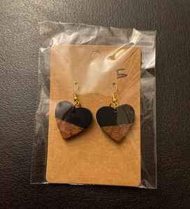 Boucles d'oreilles géométriques en résine pour femmes, bijoux faits à la main tendance, cadeaux d'anniversaire et style quotidien - Product Image 4