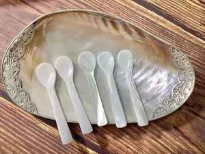 Cuillère en nacre faite à la main pour servir des collections de cadeaux Restaurants de luxe et vaisselle exclusive - Product Image 3