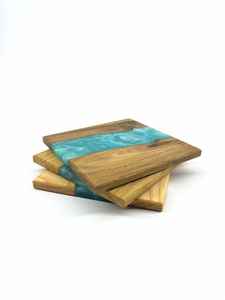 แผ่นรองแก้วเรซิ่นทนทาน ผลิตจากไม้กระถินเทศและไม้มะม่วง ให้พื้นผิวแข็งแรง ป้องกันน้ำ - Product Image 4