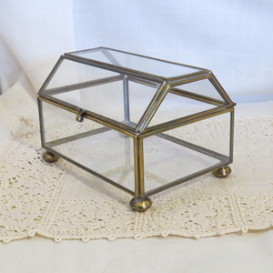 Nouveauté, nouveauté, coffrets cadeaux décoratifs en métal et verre pour bijoux, vente à chaud au prix de gros de boîtes à bijoux dorées - Product Image 3