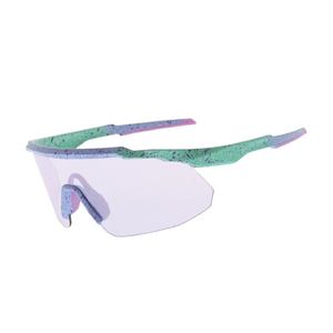 Gafas de sol deportivas de púrpura brillante a amarillo para mujer con diseño fresco y protección para los ojos - Product Image 1