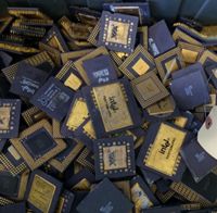 Doigts de processeur en or de qualité supérieure, ferraille de processeur en céramique et ferraille de RAM d'ordinateur à vendre à des prix modérés