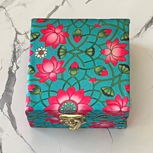 Indian Wedding Favor Sweet Box Wedding & Diwali Festival <b>Gifts</b> Housewarming Gifting Item for Guests Trendy Jewellery Container - Product Image 1