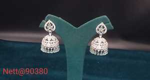 Conjunto de joyas de latón vibrante con diamantes americanos para mujeres más adecuado para bodas y celebraciones tradicionales - Product Image 5