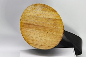 Tasse à bière artisanale en corne de boeuf avec support en métal noir poli Artisanat naturel de style viking personnalisé Décoratif pour la maison - Product Image 3