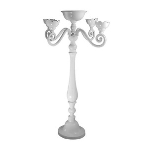 Nouveau Offre Spéciale Décoration De Mariage Candélabre 5 Bras En Métal Blanc Fabriqué À La Main Pour La Fête De Mariage Café Unique Conçu De Haute Qualité - Product Image 6