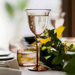 Selección de Vasos de Vidrio Craquelado con Tallo, Juego de 6 Piezas con 9 cm de Diámetro y 20 cm de Altura - Product Image 2