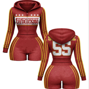 ชุดเซ็ตเสื้อฮู้ดดี้ลายทางสีเหลืองพร้อมโลโก้พิมพ์ลายตามสั่ง ผ้าฝ้าย 100% และกางเกงขาสั้นบั้นท้ายทรงกระชับ ผลิตจากโพลีเอสเตอร์ผสมสแปนเด็กซ์คุณภาพพรีเมียม - Product Image 1