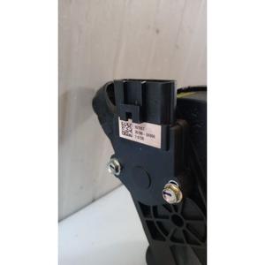 Pédale d'accélérateur KIA Carens Série (13>18) 35190-2A000 D4FD - Product Image 6