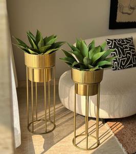 Ensemble de 2 grandes jardinières intérieures et extérieures en métal avec support pour bureau et balcon à la maison - Product Image 1