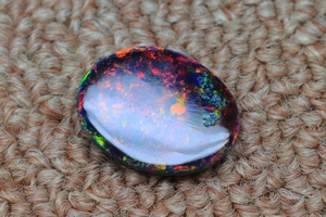 Elegantes piedras preciosas de cabujón de ópalo negro etíope ahumado tratado Multi Flashy Opal Gems Mix Shape Black Opal Lot regalo para ella - Product Image 6
