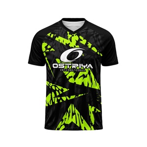 เสื้อซ้อมฟุตบอลแบบยูนิเซ็กซ์ คอวี แขนสั้น ปี 2026 พิมพ์ลายดิจิตอลตามสั่ง ป้องกันแบคทีเรีย ระบายอากาศได้ดี แห้งเร็ว ผลิตจากโพลีเอสเตอร์ 100% - Product Image 1