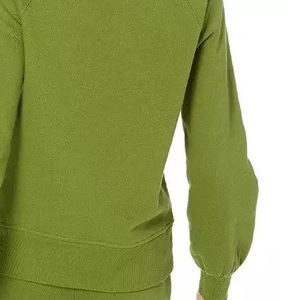 สเวตเชิ้ตสีพื้นสำหรับผู้หญิงเสื้อสเวตเชิ้ตแขนยาวลำลองทรงโอเวอร์ไซส์ดีไซน์แบบกำหนดเอง - Product Image 2