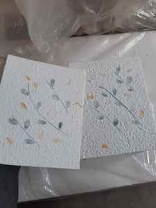 กระดาษแฮนด์เมดแบบสั่งทำพร้อมกลีบดอกไม้ใน GSM ขนาด300เหมาะสำหรับใช้ในการ์ดอวยพรที่เหมาะสำหรับขายต่อ - Product Image 4