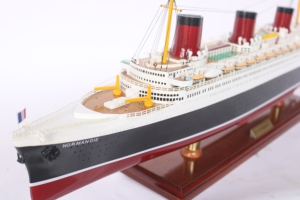 LE FABRICANT GIA NHIEN APPROUVE UNE CONCEPTION PERSONNALISÉE MODÈLE À BASSE quantité minimale de commande NAVIRE DE CROISIÈRE SS NORMANDIE DE HAUTE QUALITÉ - Product Image 2