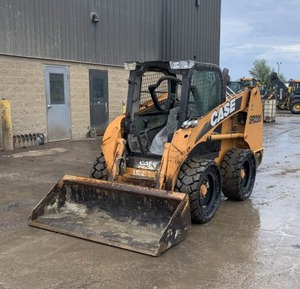 2011 pour Case SR200 chargeuse compacte haute Performance à vendre Mini chargeuse sur pneus avec noyau de moteur de pompe à moteur de durabilité - Product Image 1