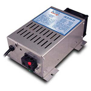 Convertisseur de chargeur de batterie solaire Iota DLS-54V-13A 54V 13A - Product Image 1