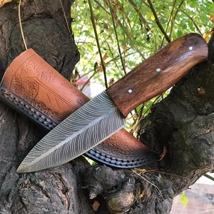 Ensemble de couteaux de skinner en acier inoxydable faits à la main et personnalisés Outil de coupe de précision unique pour une utilisation en extérieur Ensembles de couteaux à lame tranchante de qualité supérieure - Product Image 5