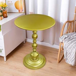 Table d'appoint ronde en métal doré, support minimaliste pour plantes, décoration de chambre à coucher - Product Image 1