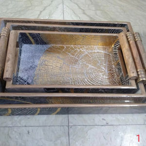 Bandejas Rectangulares de Madera Pulida Marrón para Servir, con Asas de Diseño Tallado a Mano de Alta Resistencia, para Mesa de Comedor en el Hogar o la Cocina - Product Image 1