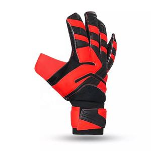 Gants de gardien de but professionnels pour hommes en latex allemand de qualité supérieure, personnalisables, avec sangle de poignet réglable et fermeture auto-agrippante - Product Image 3