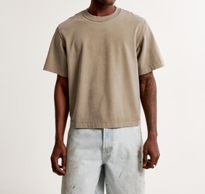 เสื้อยืดคอกลมแขนสั้นทรงหลวมสไตล์วินเทจผ้าฝ้าย 100% ล้างสีแบบแอซิดวอช พร้อมโลโก้สั่งทำพิเศษสำหรับผู้ชาย - Product Image 1