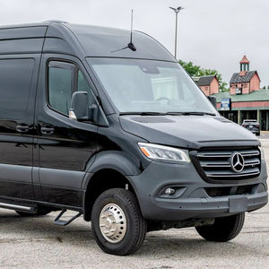 Sprinter 3500XD 2023 ~6,500 Millas, Motor Turbodiésel, Tracción en las Cuatro Ruedas, Modificaciones Interiores - Product Image 1