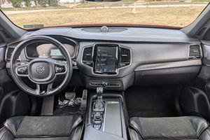 VOLVO XC90 T6 R-Design d'occasion 2019 - Product Image 2