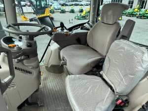 รถแทรกเตอร์จอห์นเดียร์ 6110R ปี 2022 คุณภาพดี สภาพใหม่/มือสอง ขายส่ง - Product Image 3
