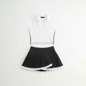 ชุดยูนิฟอร์มแบดมินตันผู้หญิงแบบ OEM สั่งทำพิเศษ เสื้อครอปแขนกุดผ้าริบ และกระโปรงกีฬาจีบ - Product Image 4