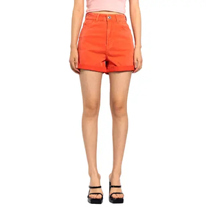 Short en jean mince taille haute pour femme avec logo personnalisé impression par transfert de chaleur ceinture de style d'été sexy décorative - Product Image 3