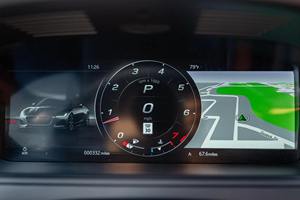 2024 Type R 75 Coupé AWD, Vehículo de Bajo Kilometraje, Transmisión Automática, Volante a la Izquierda, Gasolina, 8 Cilindros - Product Image 6