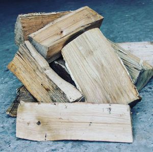 Leña seca al horno en varios tipos de productos relacionados con la energía, incluido el abedul fresno de haya de roble a un precio competitivo. - Product Image 2