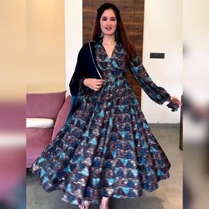 Conjunto de pantalón Kurta largo con estampado étnico tradicional indio, conjuntos de pantalón Anarkali Kurta con estampado digital de gasa para mujer, diseñador 3 piezas - Product Image 2